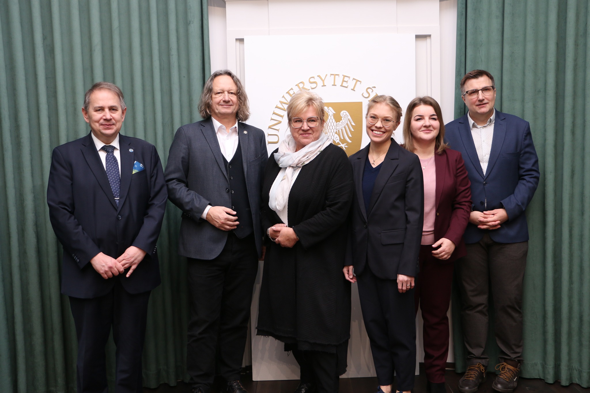 Centrum Badań w Katowicach bada skutki hutnictwa. Uniwersytet Śląski i SUM łączą siły dla zdrowia mieszkańców.