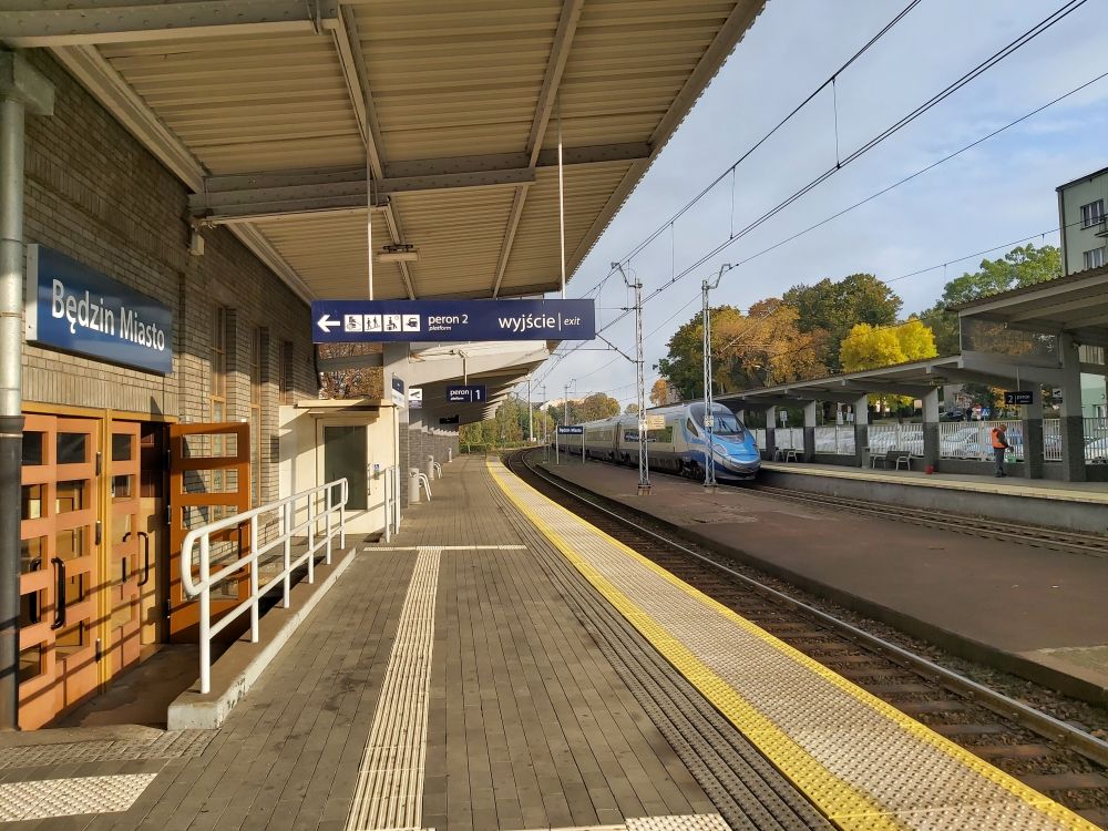 Kolejowa rewolucja na Śląsku: konkretne zmiany w Katowicach i miastach regionu