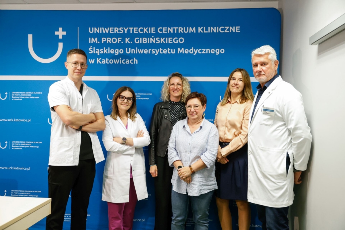 W Katowicach zmodernizowano pracownię rehabilitacji ruchowej w UCK – nowy sprzęt i przestrzenie dla pacjentów i personelu.