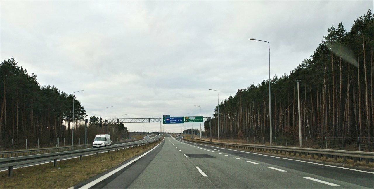 Koniec „fal Dunaju” na A1? Osiem firm chce wyremontować newralgiczny odcinek między Pyrzowicami a Piekarami Śląskimi.